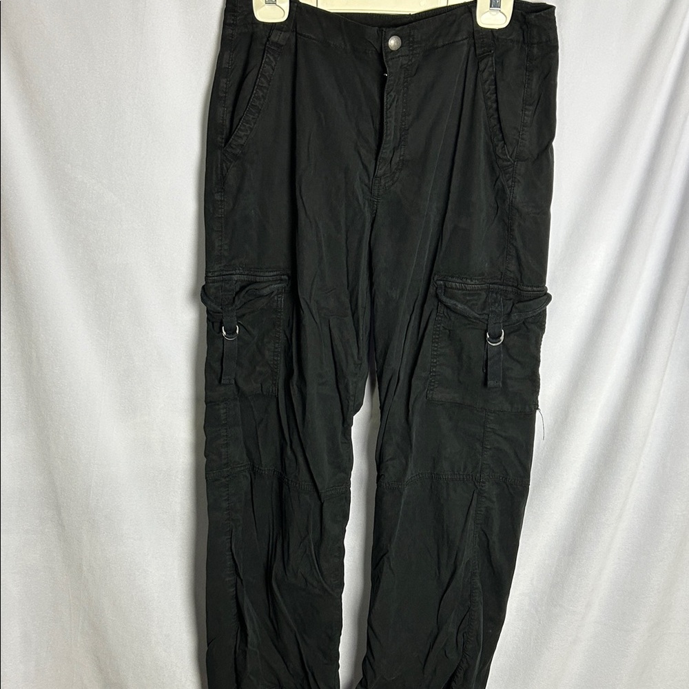 American Eagle Outfitters Woman’s Baggy Cargo